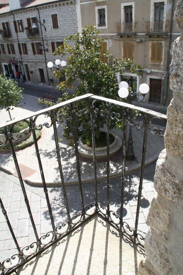 تيمبيو باوسانيا B&B Piazza Di L'Ara المظهر الخارجي الصورة